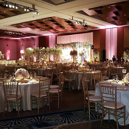 Raleigh Marriott Crabtree Valley Bagian luar foto