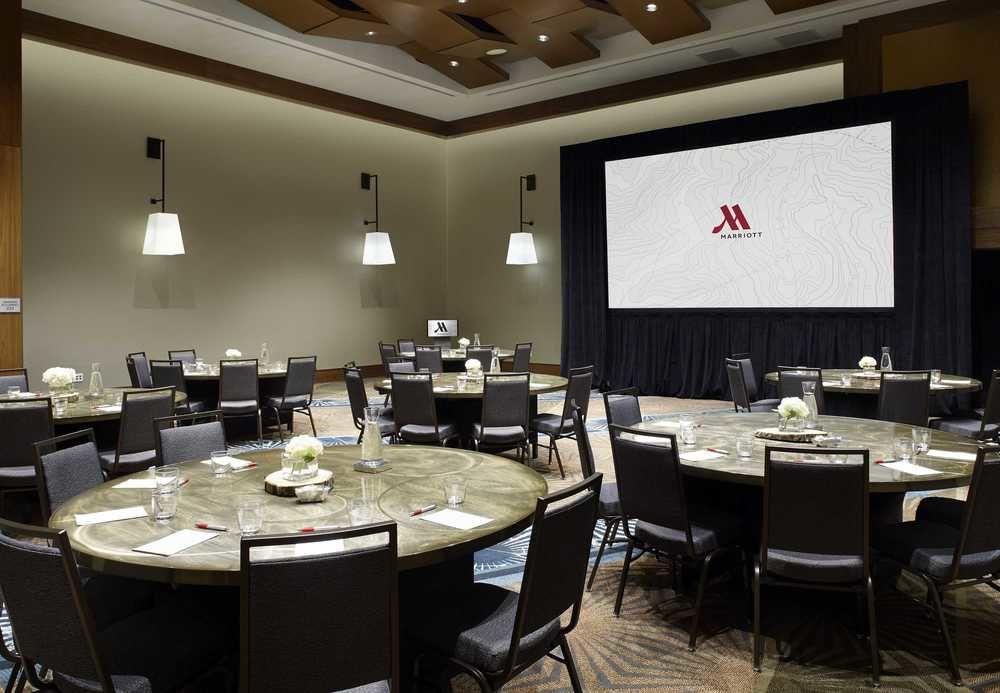 Raleigh Marriott Crabtree Valley Bagian luar foto