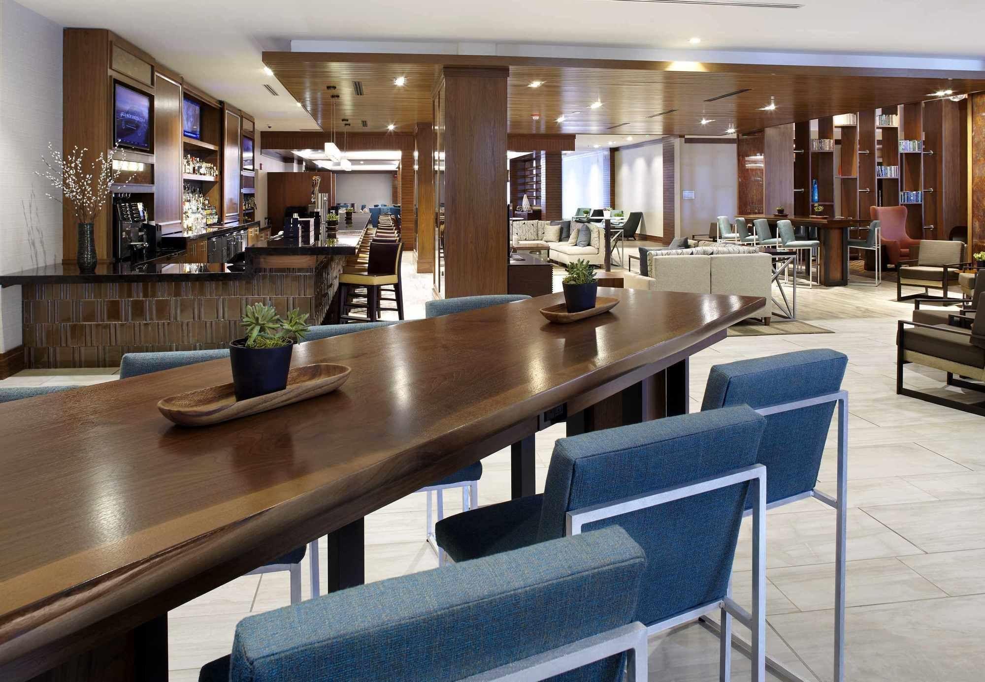 Raleigh Marriott Crabtree Valley Bagian luar foto