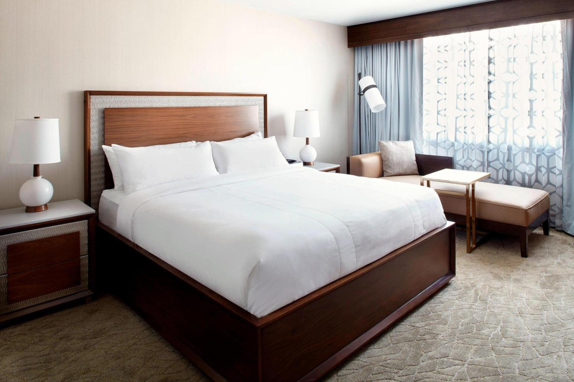 Raleigh Marriott Crabtree Valley Bagian luar foto