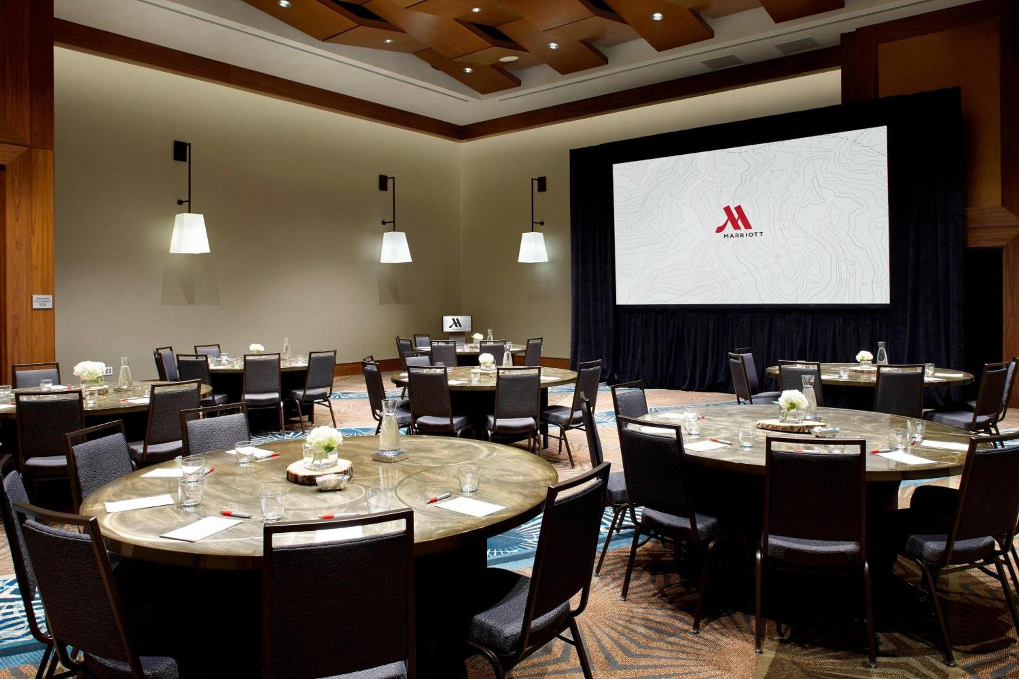 Raleigh Marriott Crabtree Valley Bagian luar foto